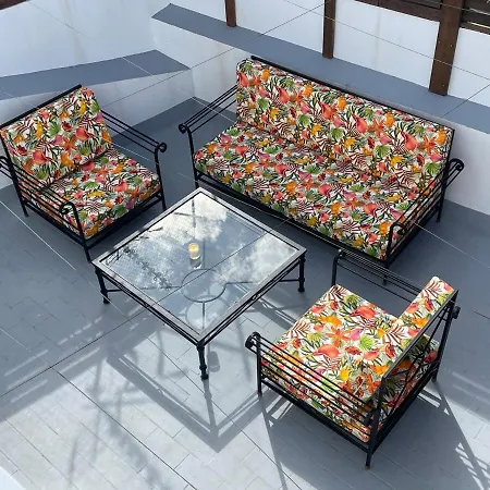 Dorado Apartment